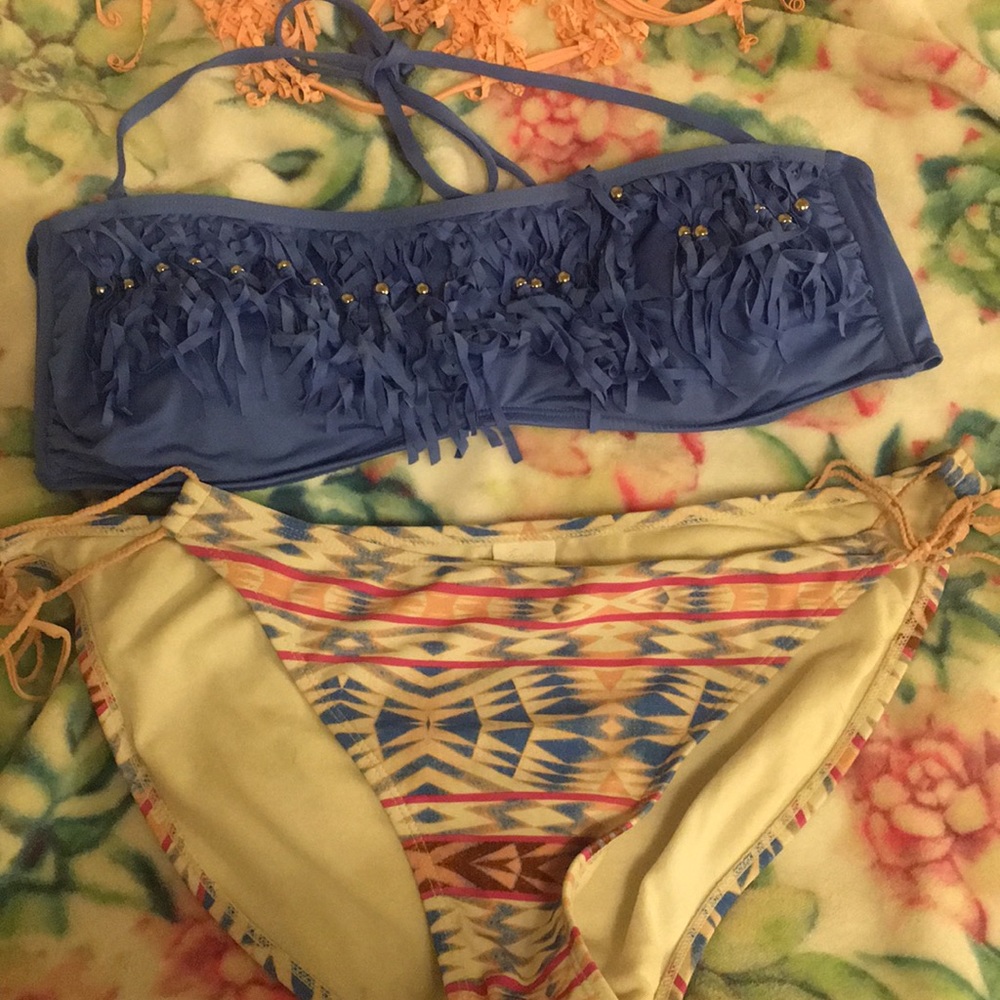 Bathing suit